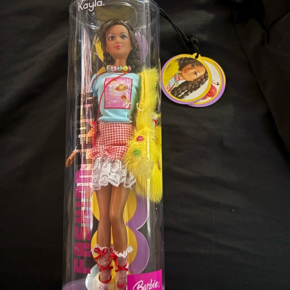 Barbie Fashion Fever Doll with Yellow and Red Outfit - Picture 1 of 1